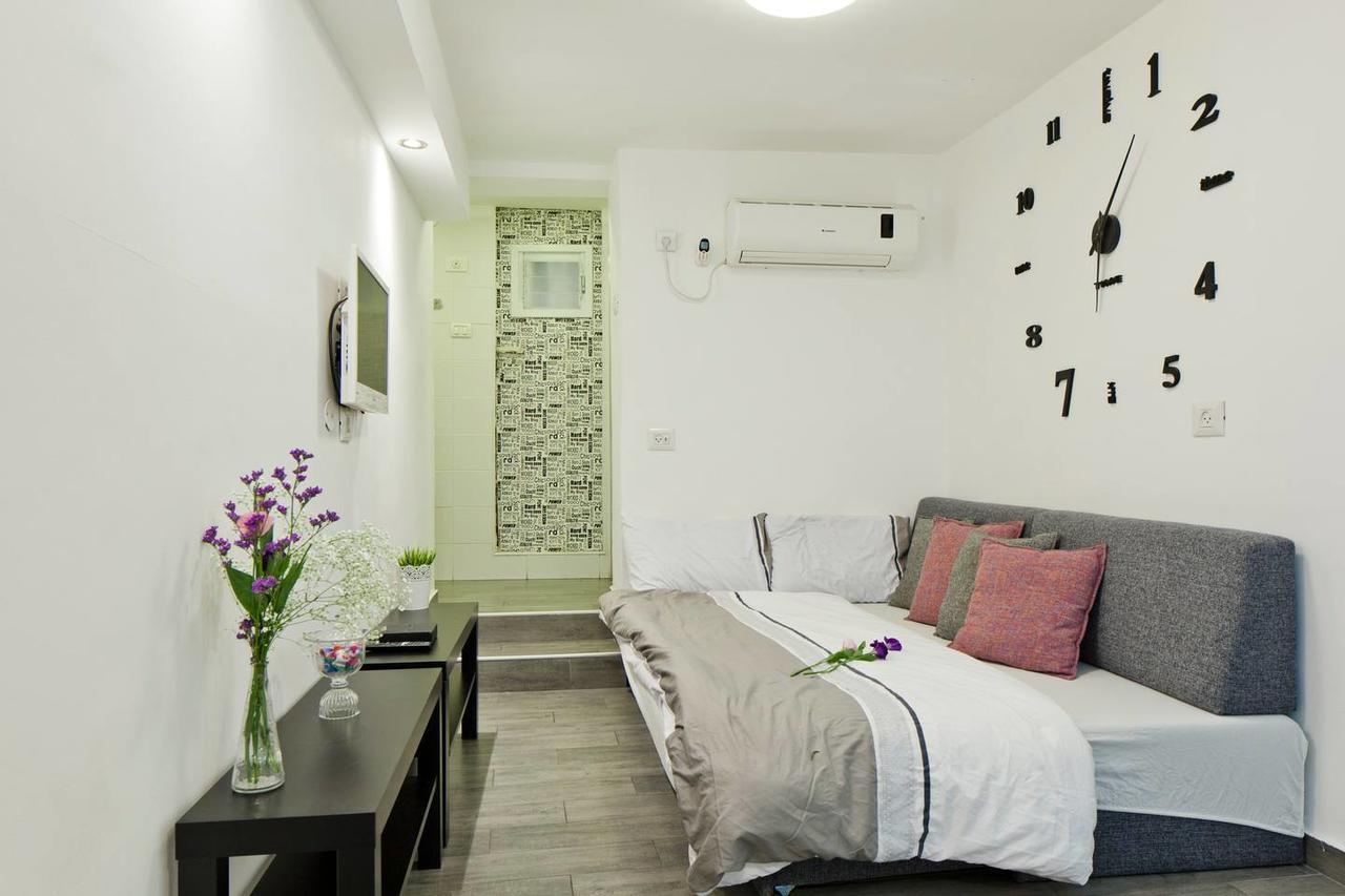 Stunning Studio By The Beach Τελ Αβίβ Εξωτερικό φωτογραφία