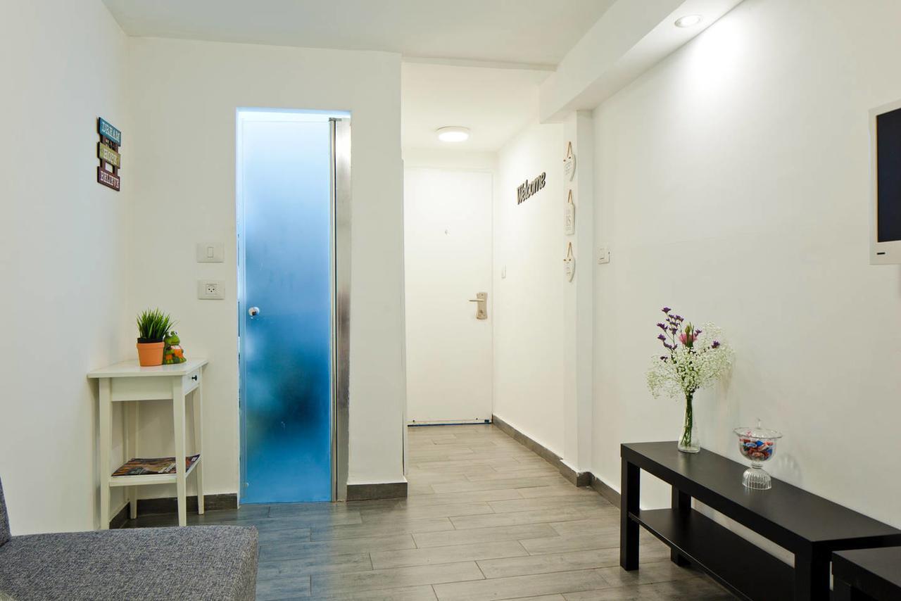 Stunning Studio By The Beach Τελ Αβίβ Εξωτερικό φωτογραφία