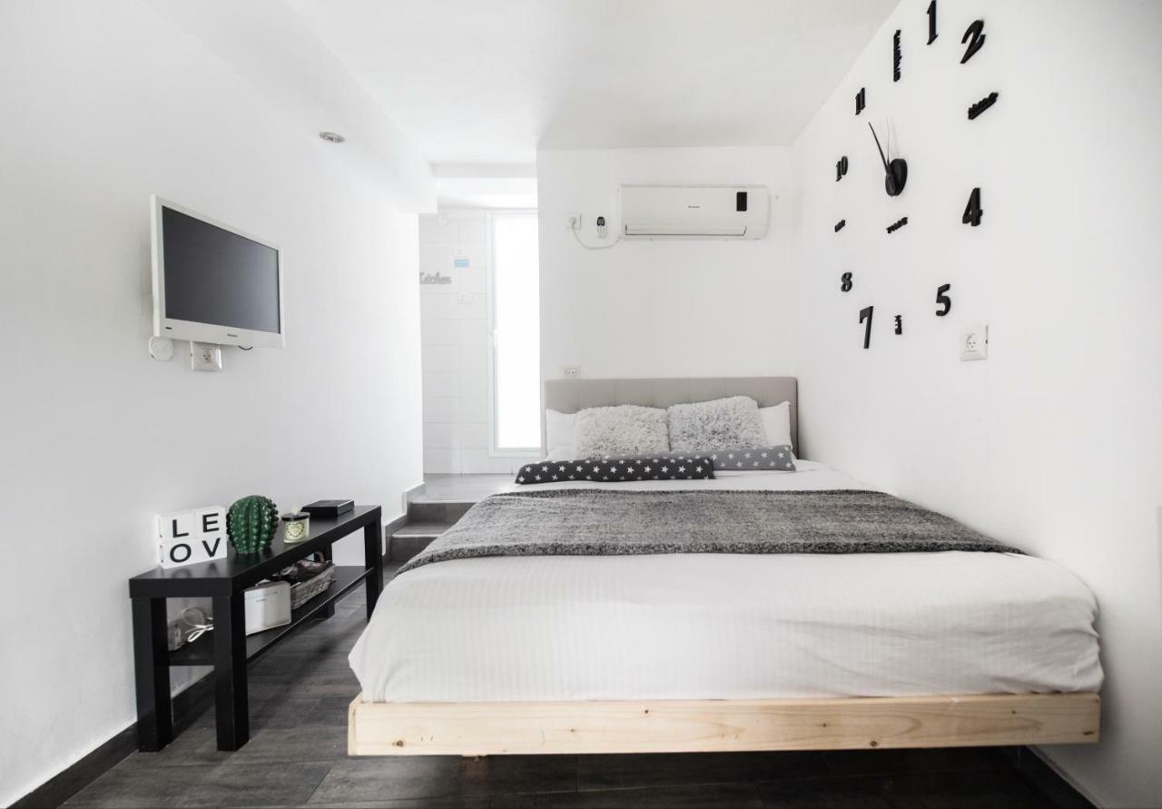 Stunning Studio By The Beach Τελ Αβίβ Εξωτερικό φωτογραφία